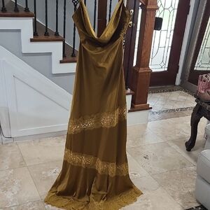 Fashion Nova | Dresses | Fashion Nova On The Runway Maxi Dress Wine Size M  | Poshmark